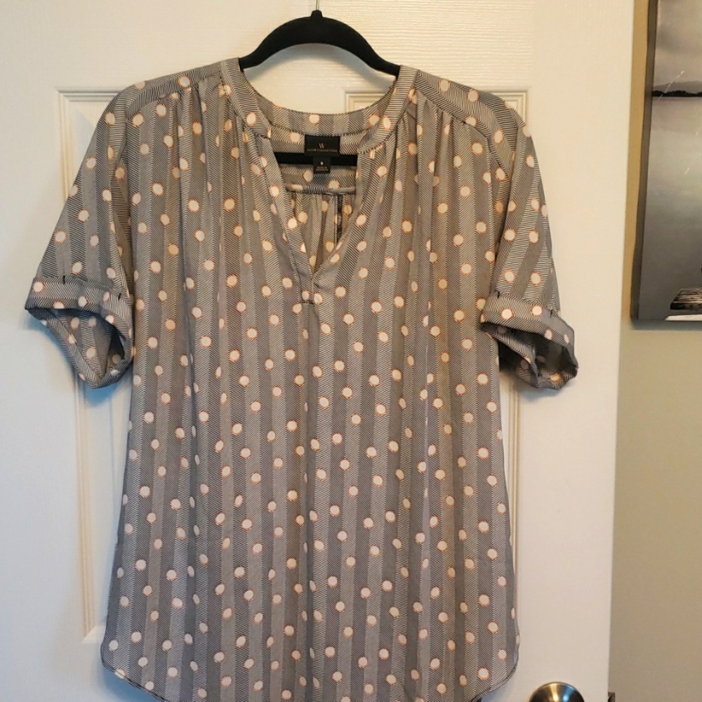 Women's blouse, size small. Never worn